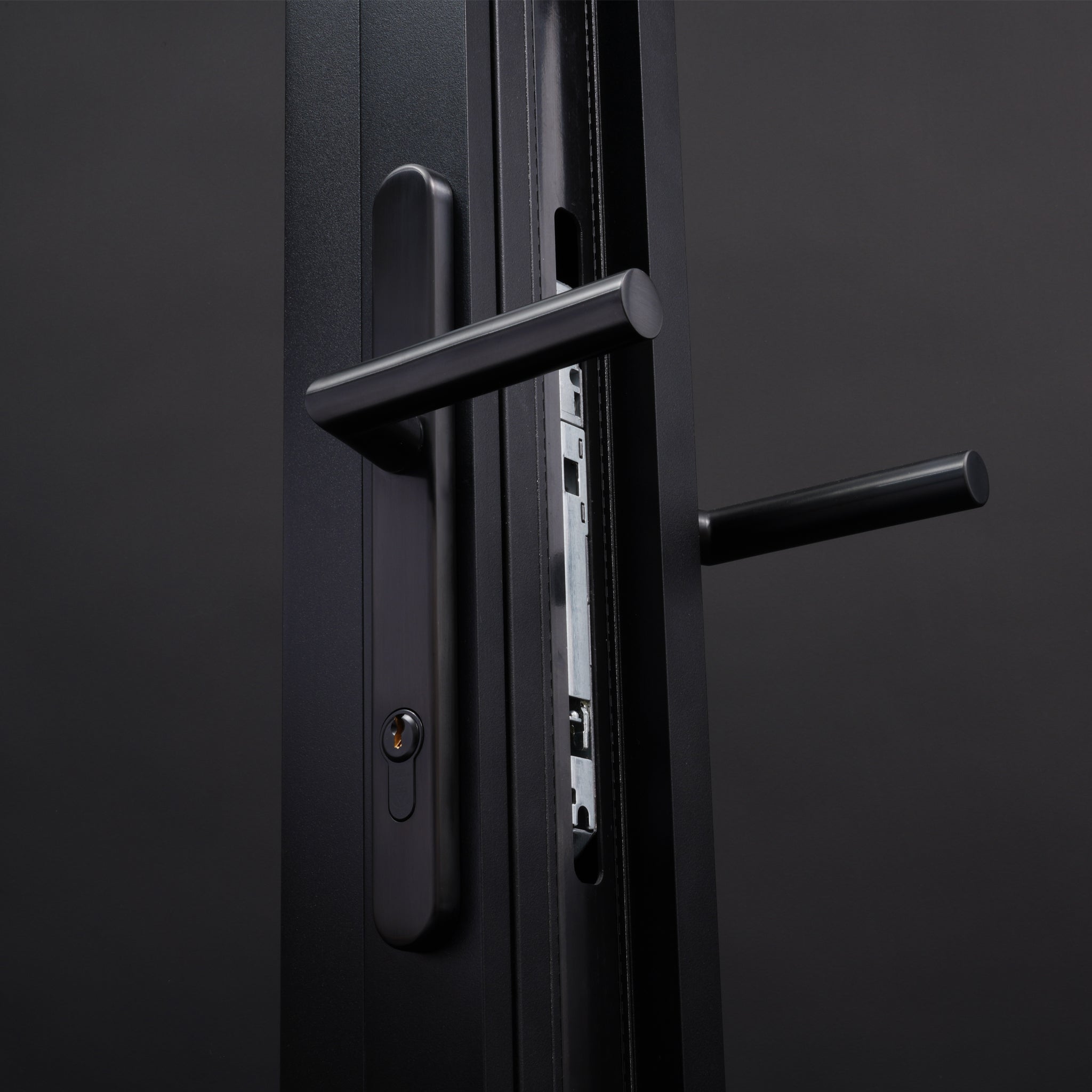 Kantel Door Handle | Black