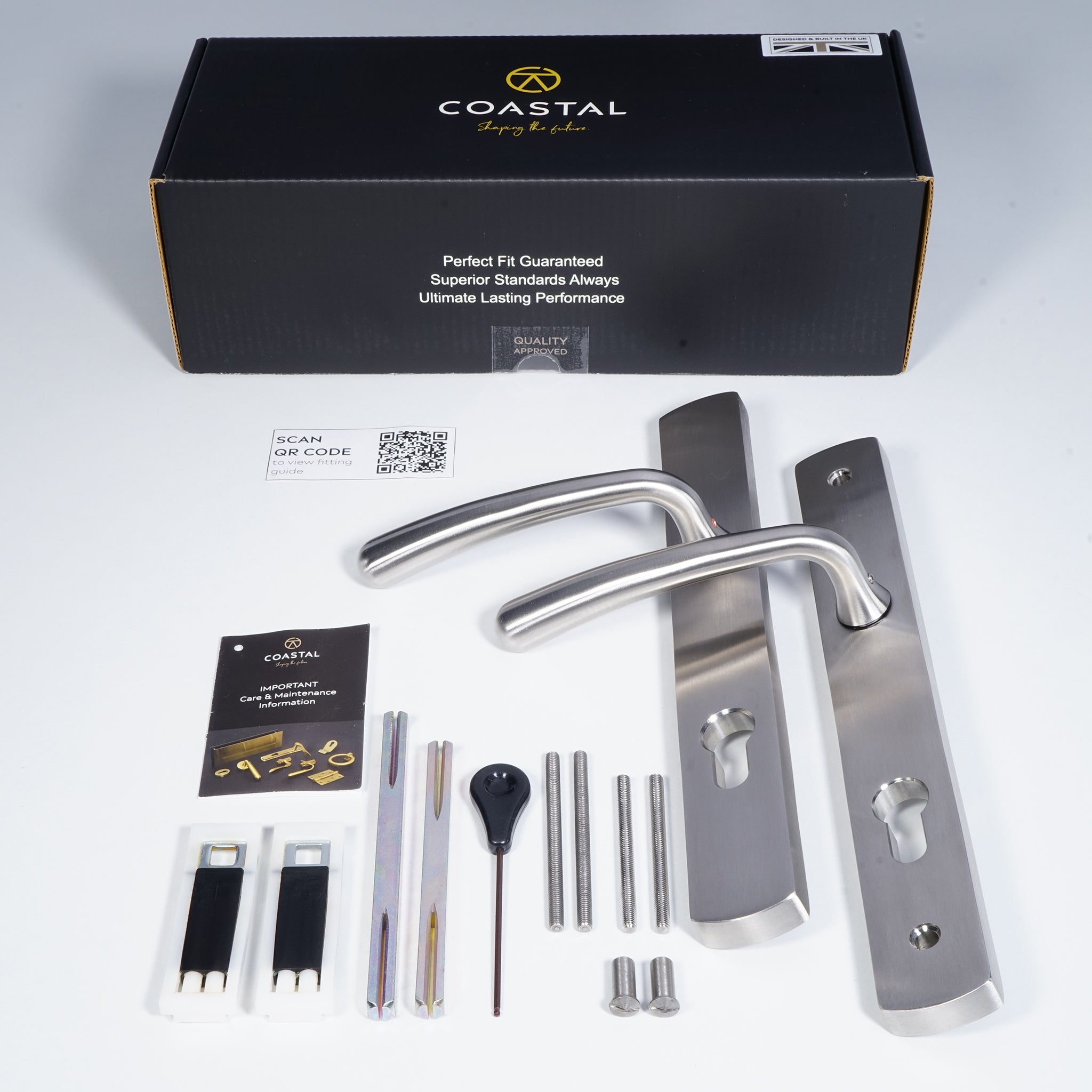Pera Lever on 095 Backplate | Satin Stainless Steel
